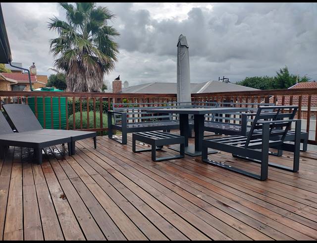 3 BEDROOM FREEHOLD FOR SALE IN TERGNIET